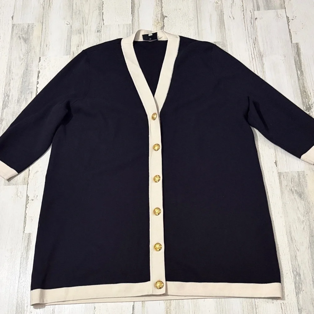 Tuckernuck Navy and Cream Cardigan Size XXL - Picture 2 of 11